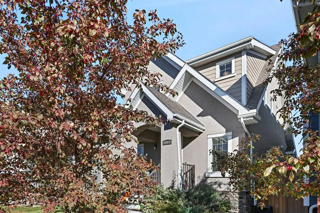 409 Marquis Heights SE