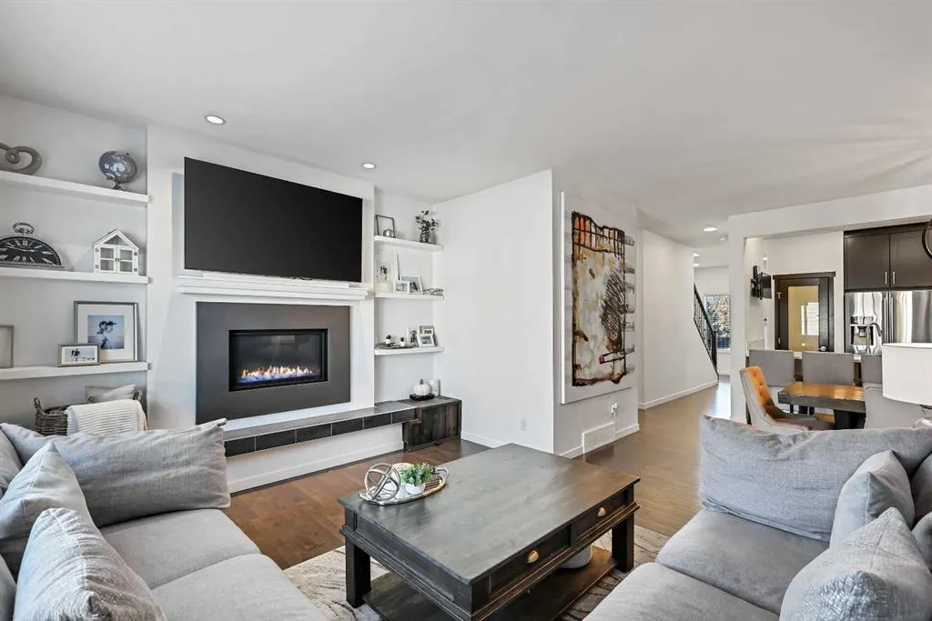 409 Marquis Heights SE