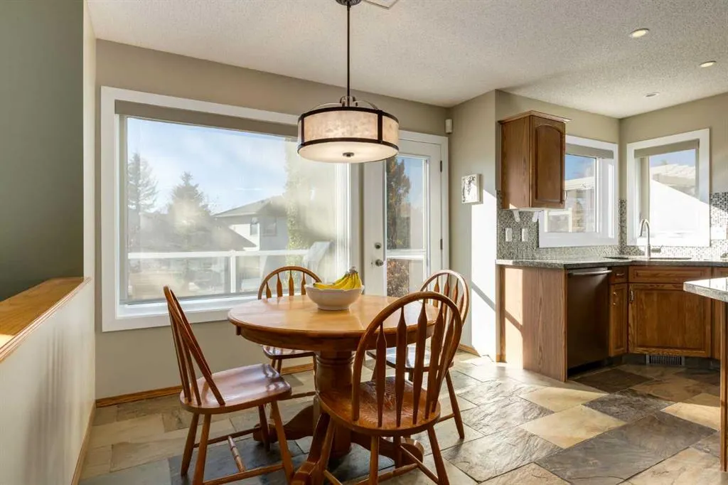 208 Citadel Park NW