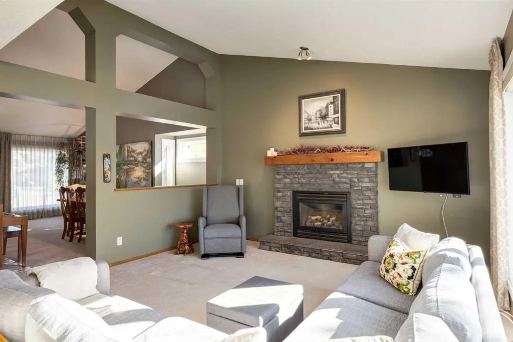 208 Citadel Park NW