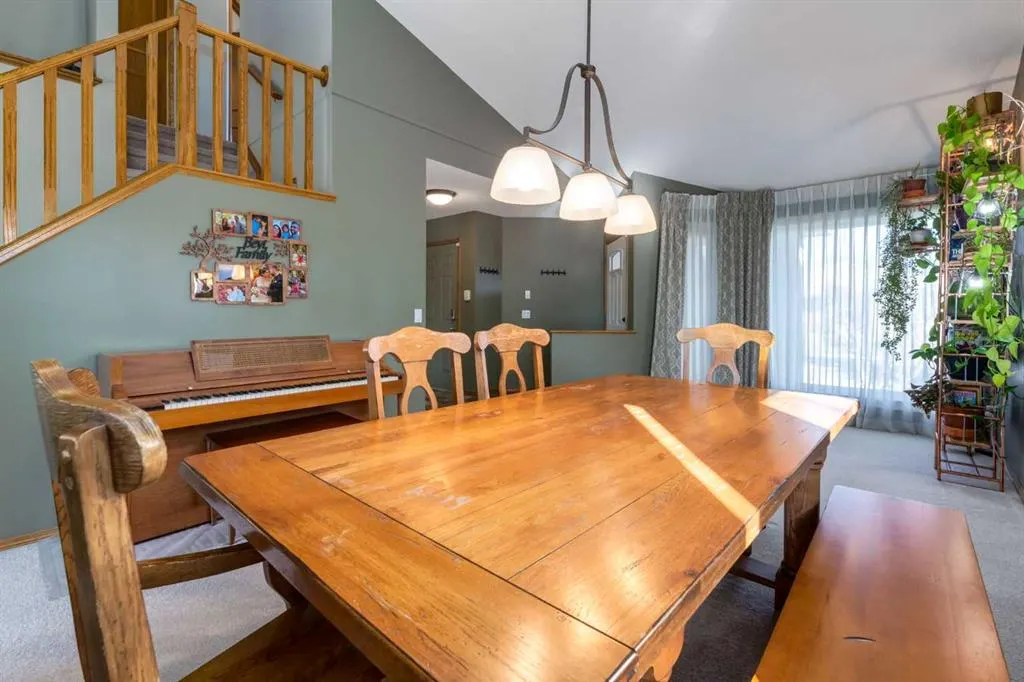 208 Citadel Park NW