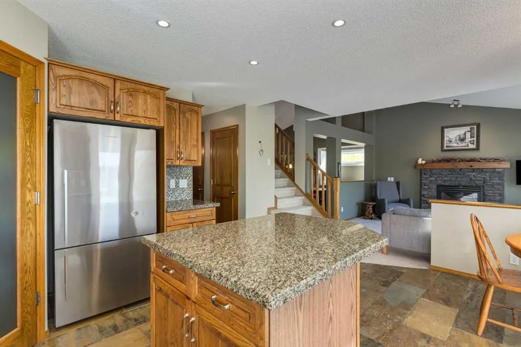 208 Citadel Park NW