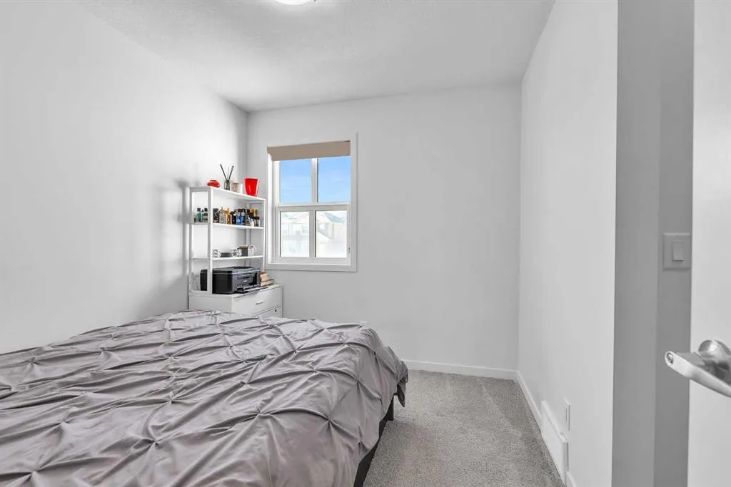 52 Edith Gate NW