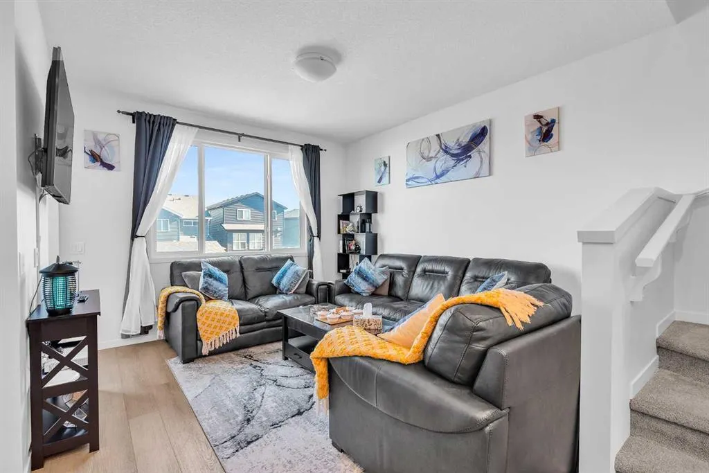 52 Edith Gate NW