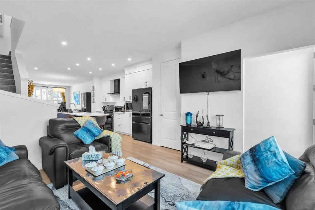 52 Edith Gate NW