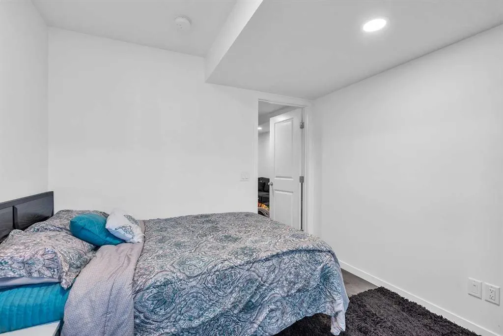 52 Edith Gate NW