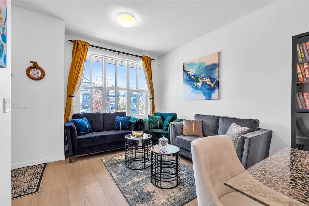 52 Edith Gate NW