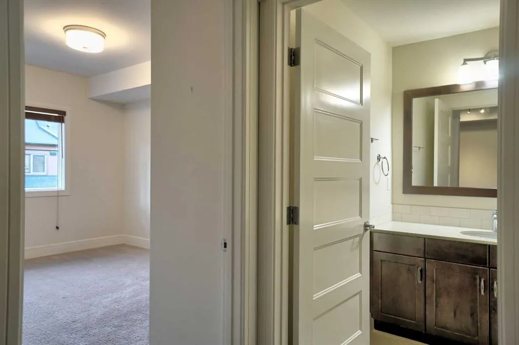 808 Spring Creek Drive, #306