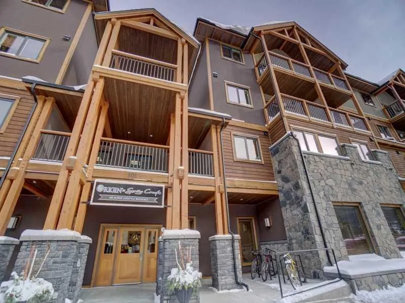 808 Spring Creek Drive, #306