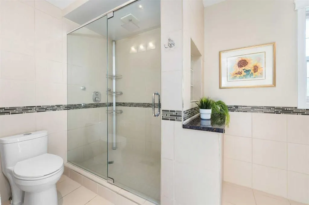 339 Bridlewood Court SW