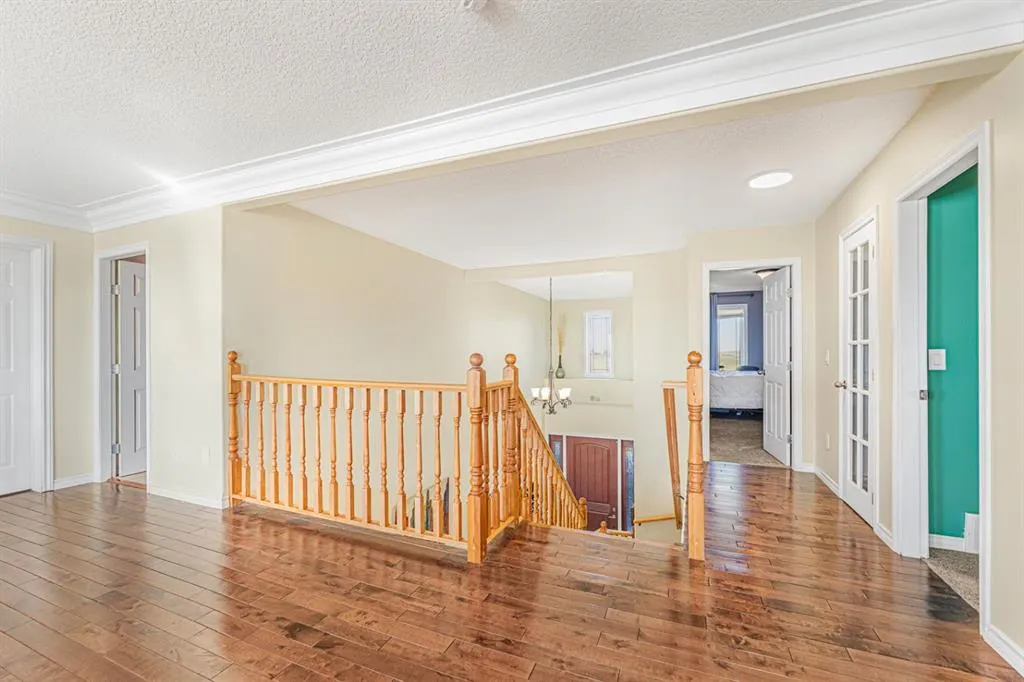 434072 Clear Mountain Drive E