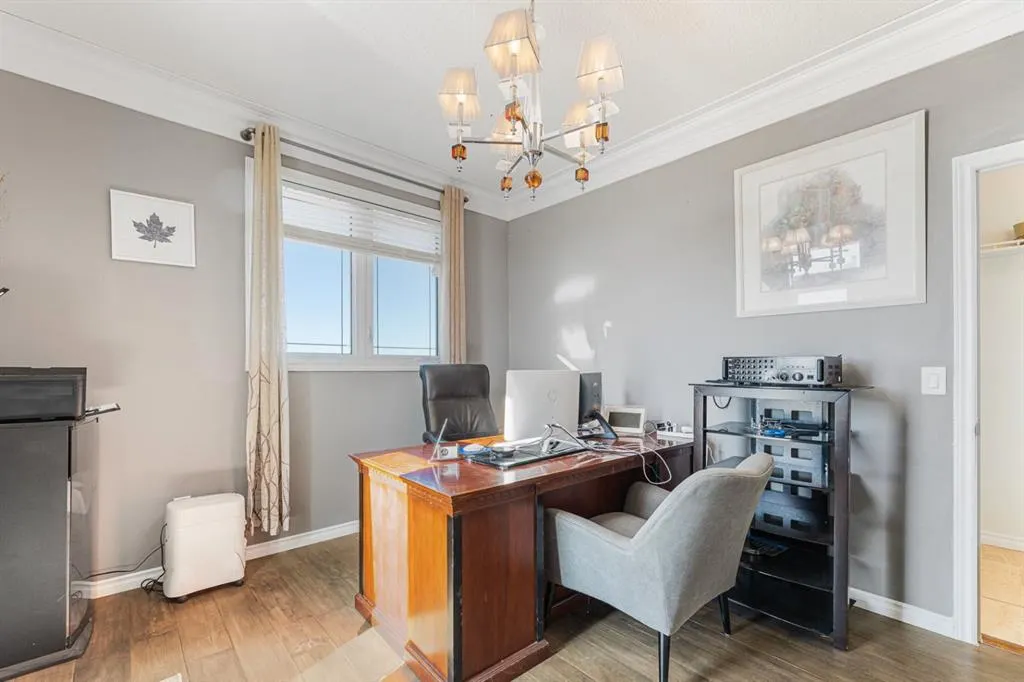 434072 Clear Mountain Drive E