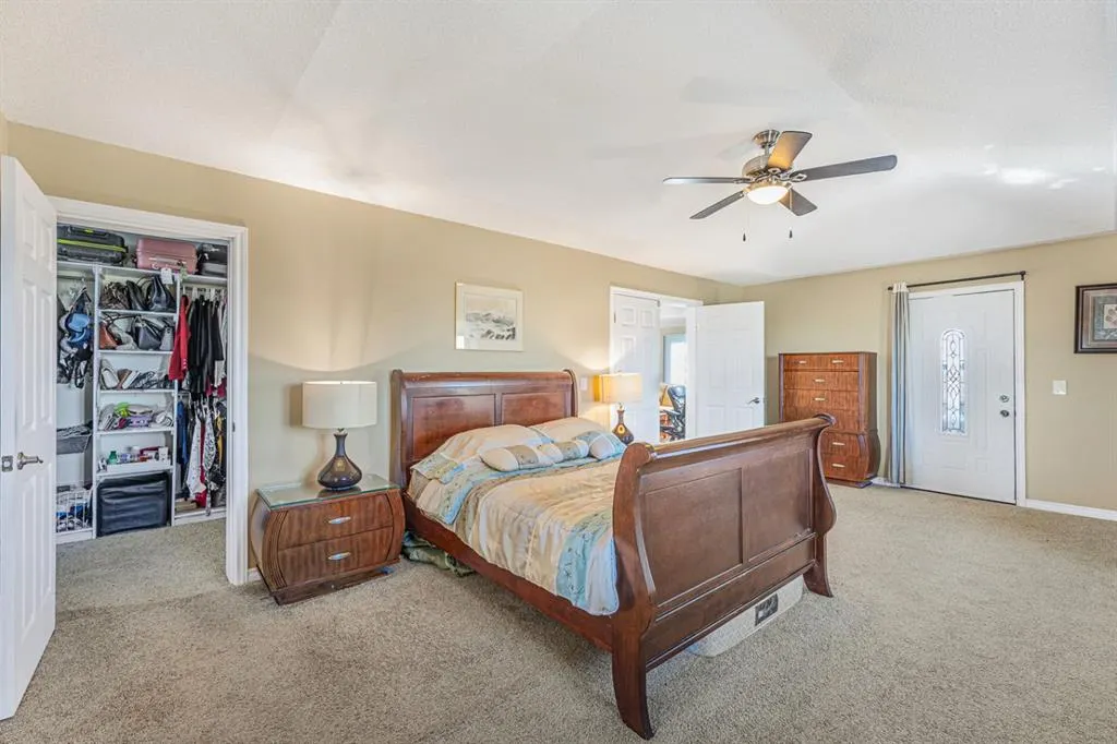 434072 Clear Mountain Drive E