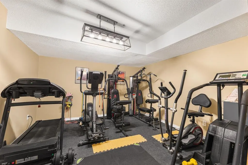 434072 Clear Mountain Drive E