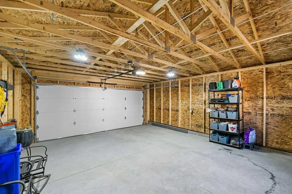 27 Cranford Crescent SE