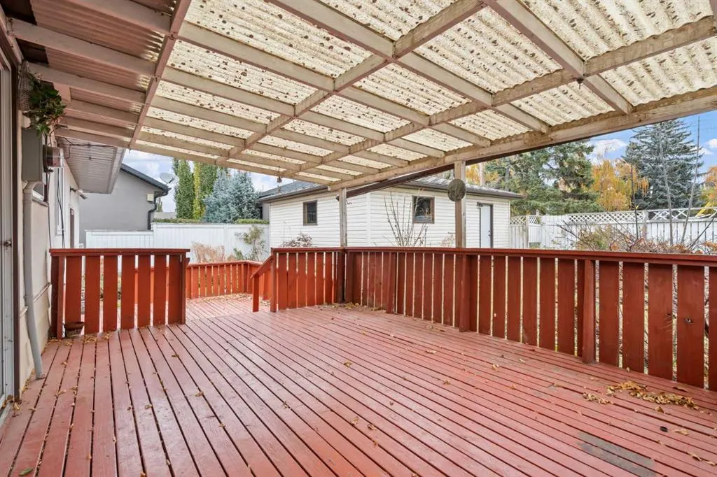 100 Fairview Drive SE