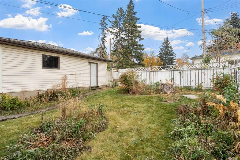 100 Fairview Drive SE