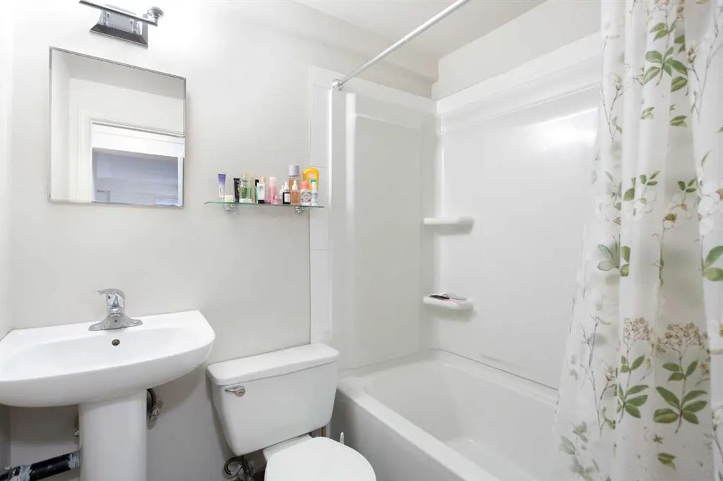 1027 12 Avenue SW, #302