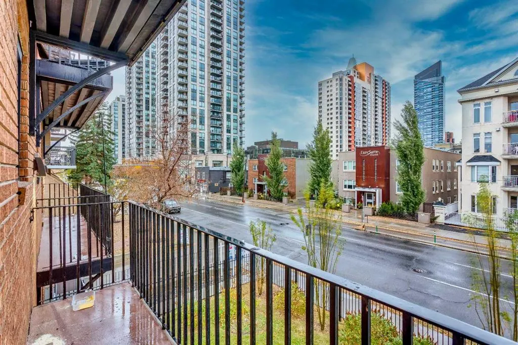 1027 12 Avenue SW, #302