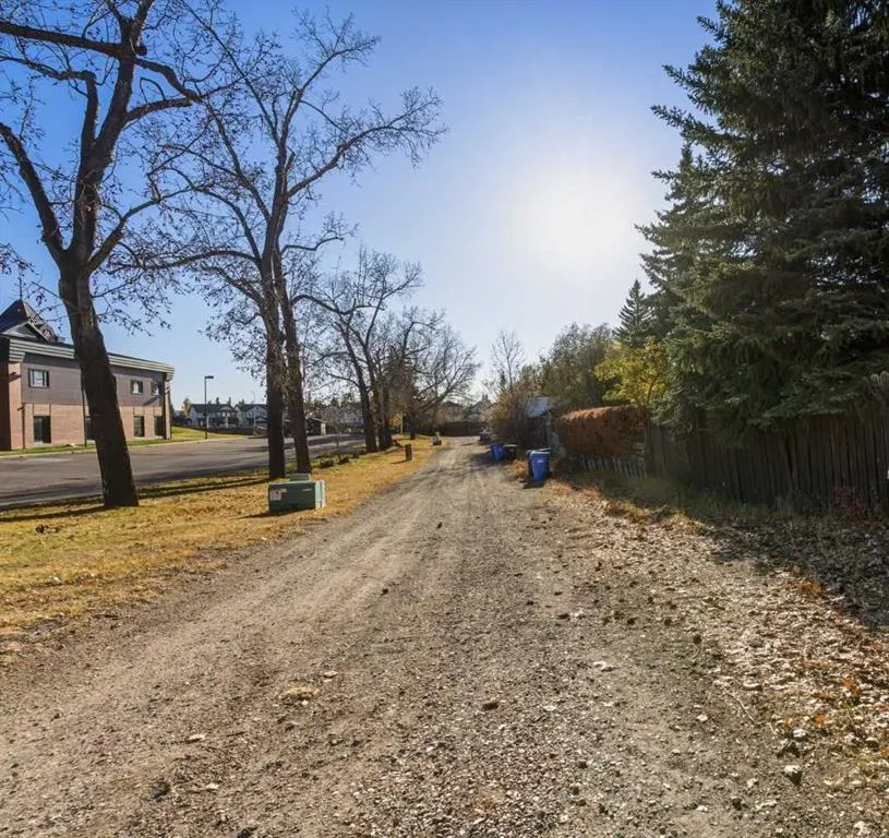 8 Ranchlands Crescent NW