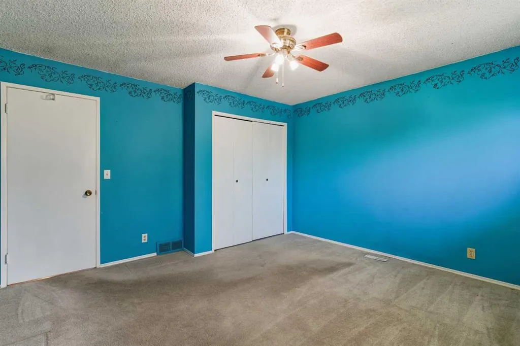 8 Ranchlands Crescent NW