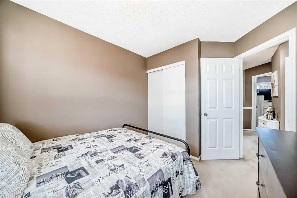 268 Prestwick Acres Lane SE