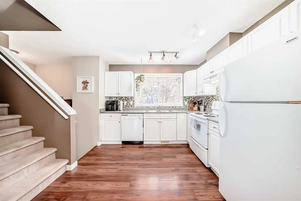 268 Prestwick Acres Lane SE