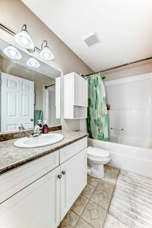 268 Prestwick Acres Lane SE