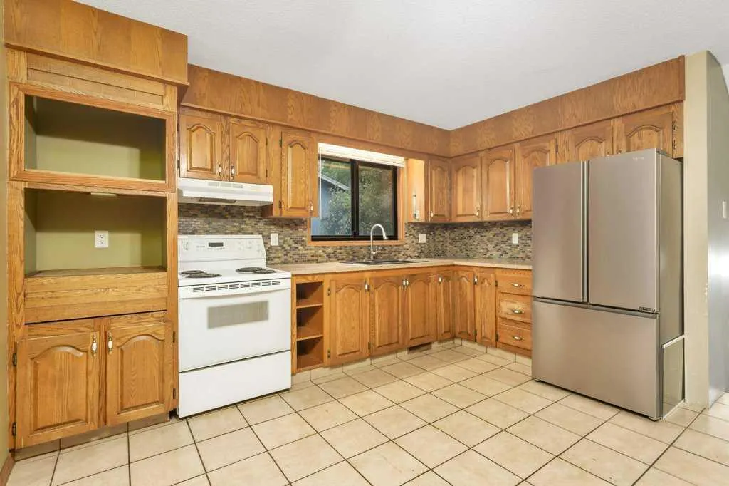 151 Glendale Boulevard