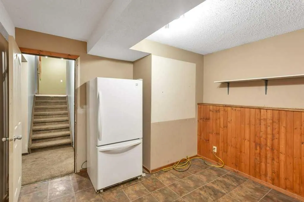 151 Glendale Boulevard