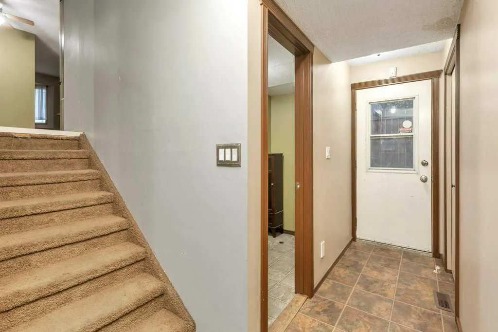 151 Glendale Boulevard
