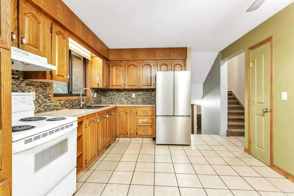 151 Glendale Boulevard