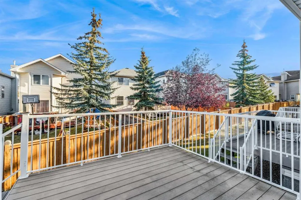15 Rocky Ridge Gate NW, #19