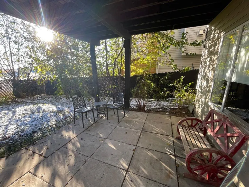 63 Glensummit Close