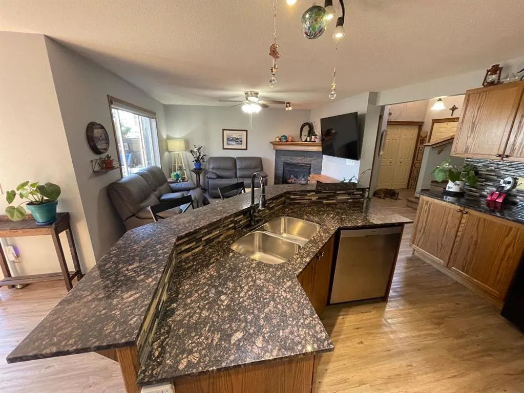 63 Glensummit Close