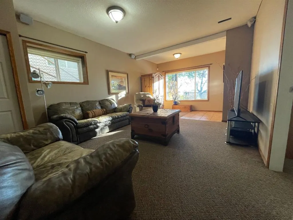 63 Glensummit Close
