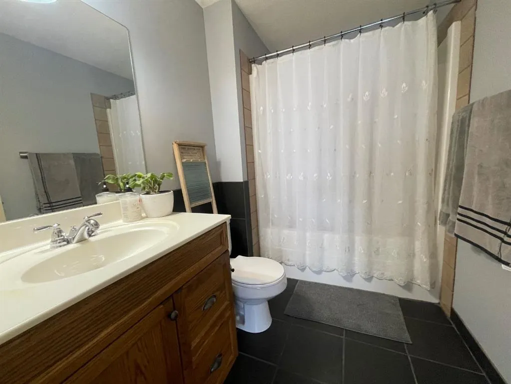 63 Glensummit Close