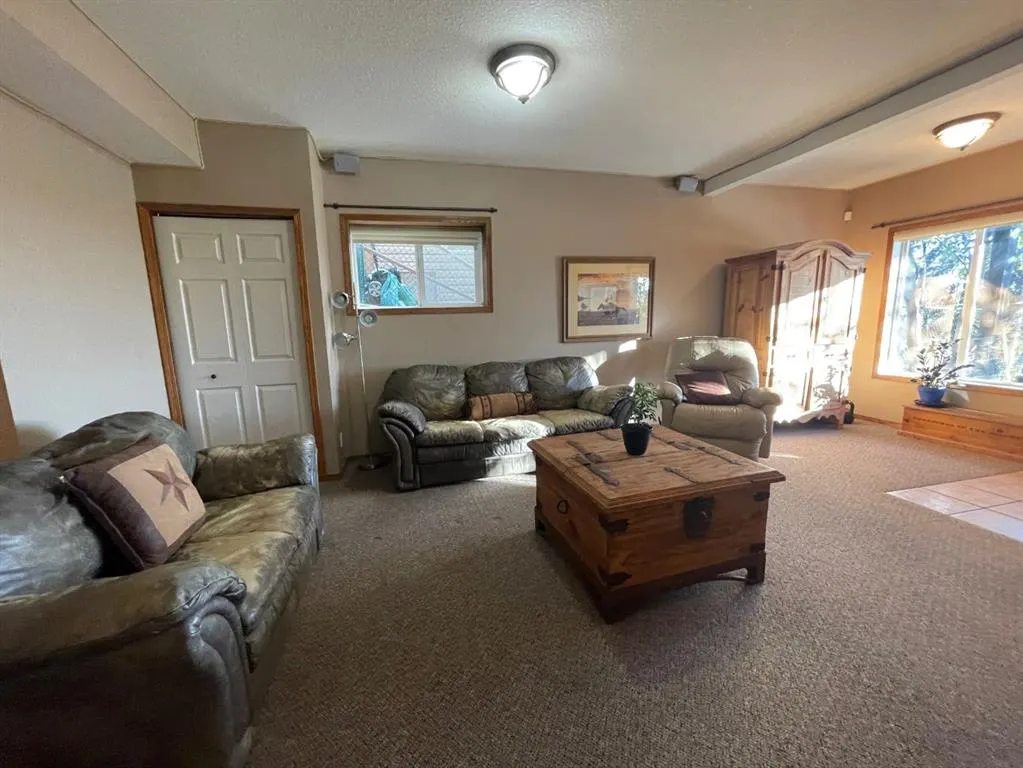 63 Glensummit Close