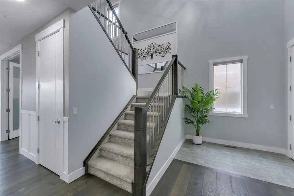 7 Waterford Heights
