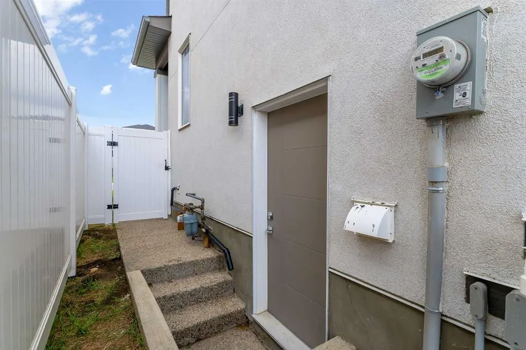 7 Waterford Heights