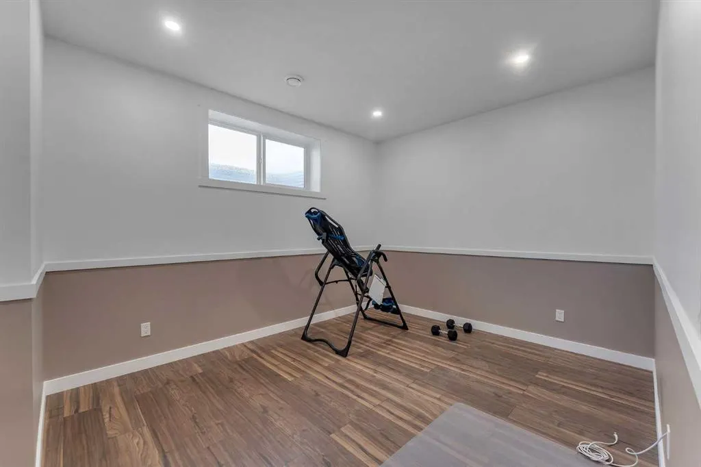 7 Waterford Heights
