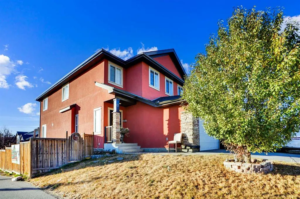 3 Saddleland Crescent NE