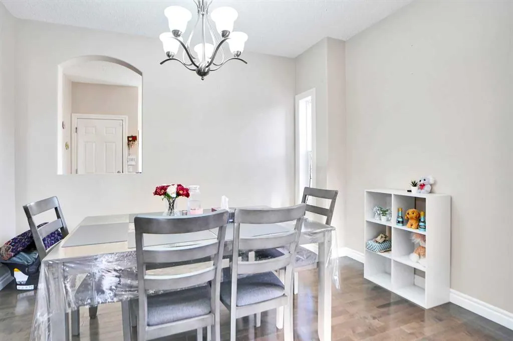 3 Saddleland Crescent NE