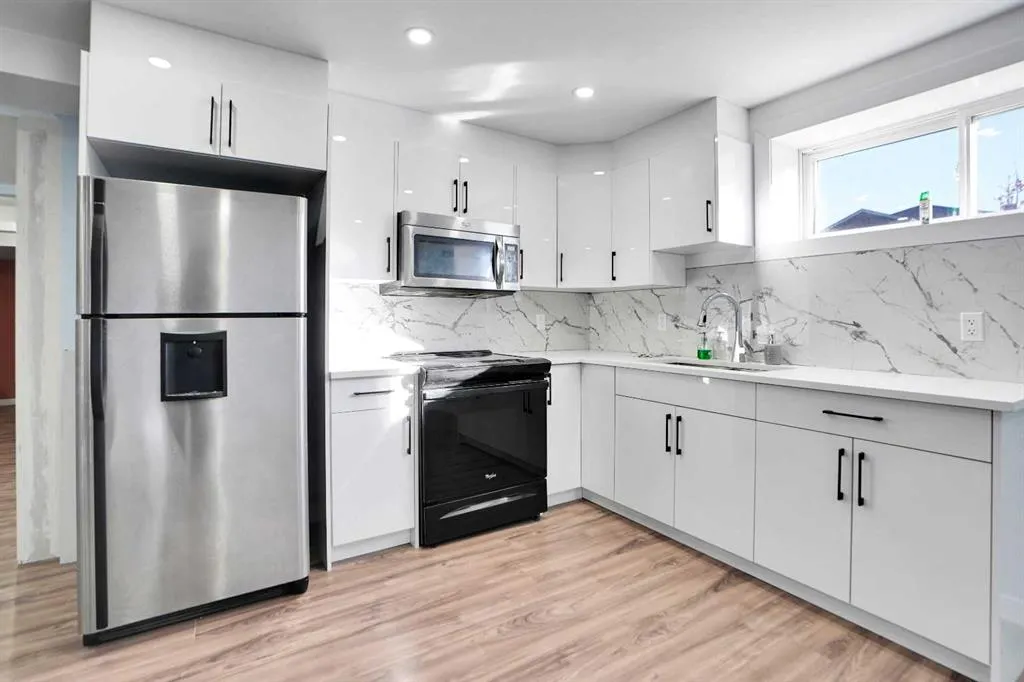 3 Saddleland Crescent NE