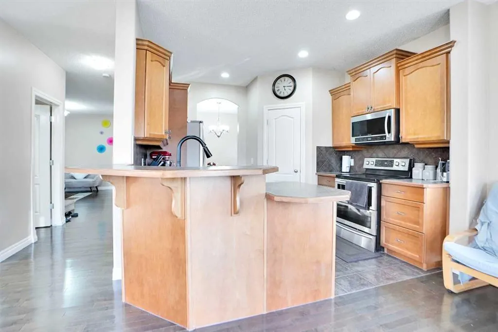 3 Saddleland Crescent NE