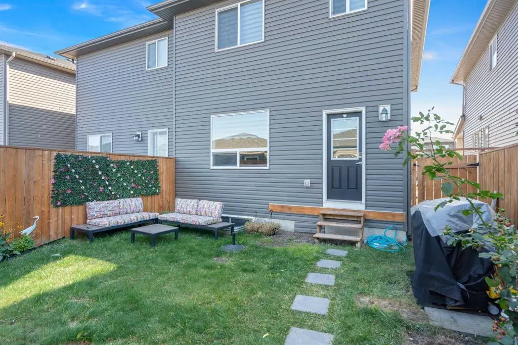 40 Cornerstone Avenue NE
