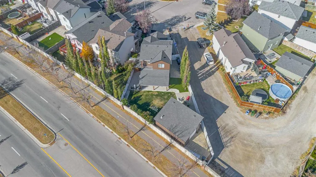 148 Covepark Close NE