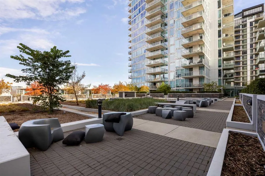 510 6 Avenue SE, #301