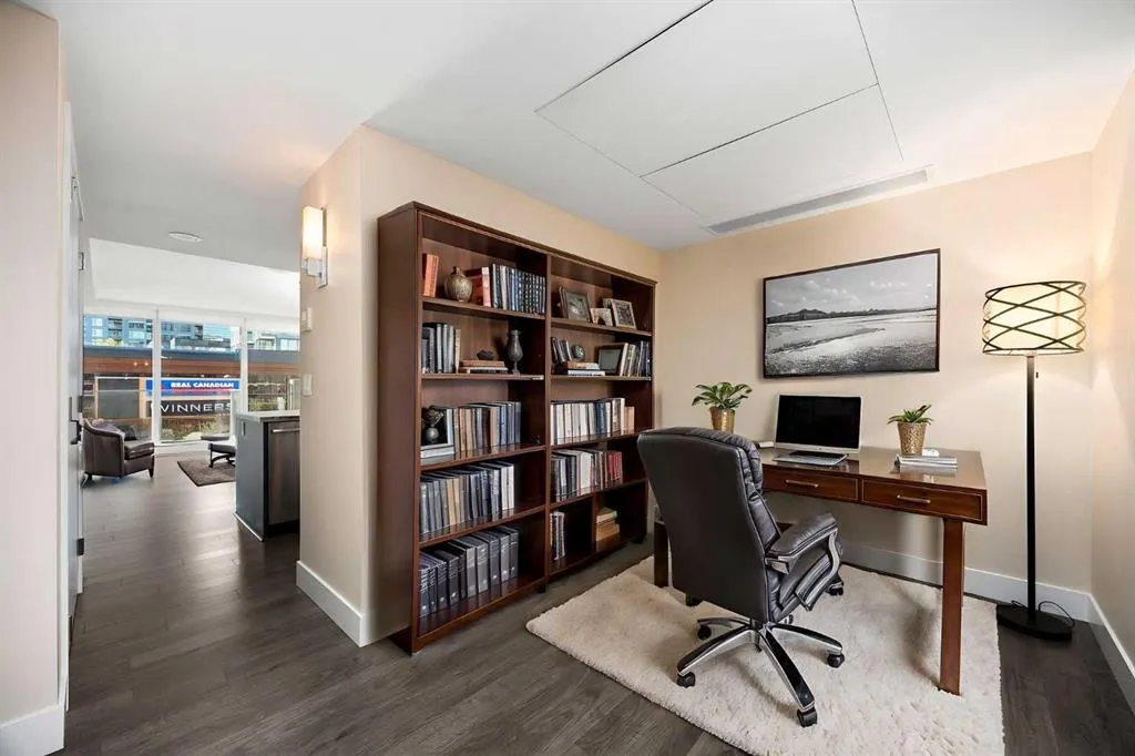510 6 Avenue SE, #301