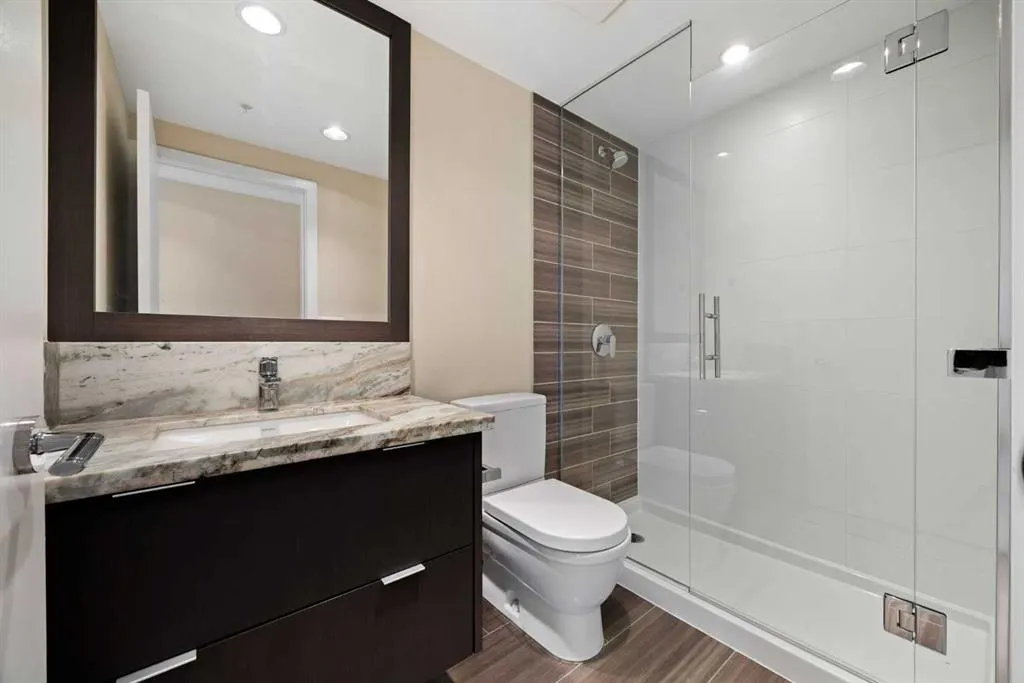 510 6 Avenue SE, #301